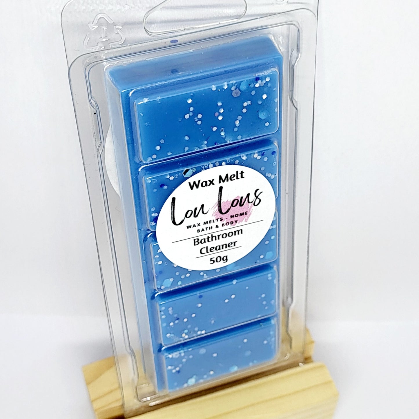 Wax melt snap bar scented in bathroom cleaner